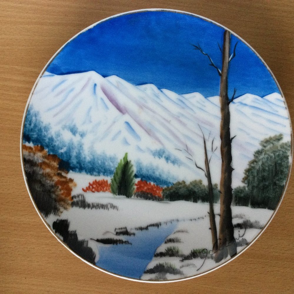 Vintage hand painted Japan porcelain plate winter mountain scene signed box26